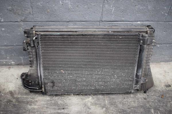 RADIATEUR COMPLET VW GOLF 5 1.9TDI - Vue 2